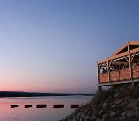 Pavillon A 5min De La Vila