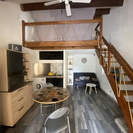 Pavillon A 5min De La Vila